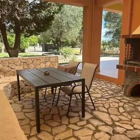 Βίλα Vaios *