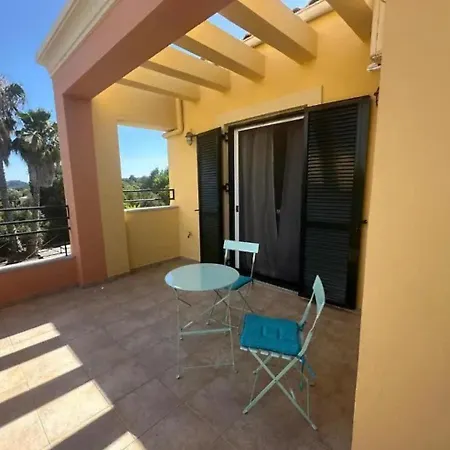 Vaios * Kouramaditika